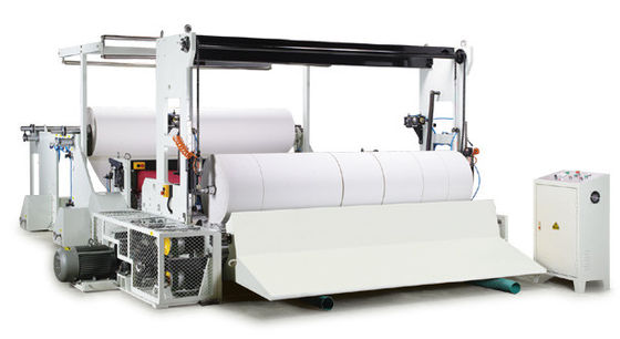 China El PLC controló la máquina de la fabricación de papel seda/la máquina de papel enorme el rebobinar del rollo proveedor