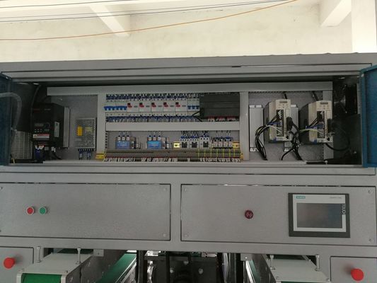 China Pantalla táctil doble del control del PLC de Siemens de la cortadora del rollo del papel higiénico del carril fábrica